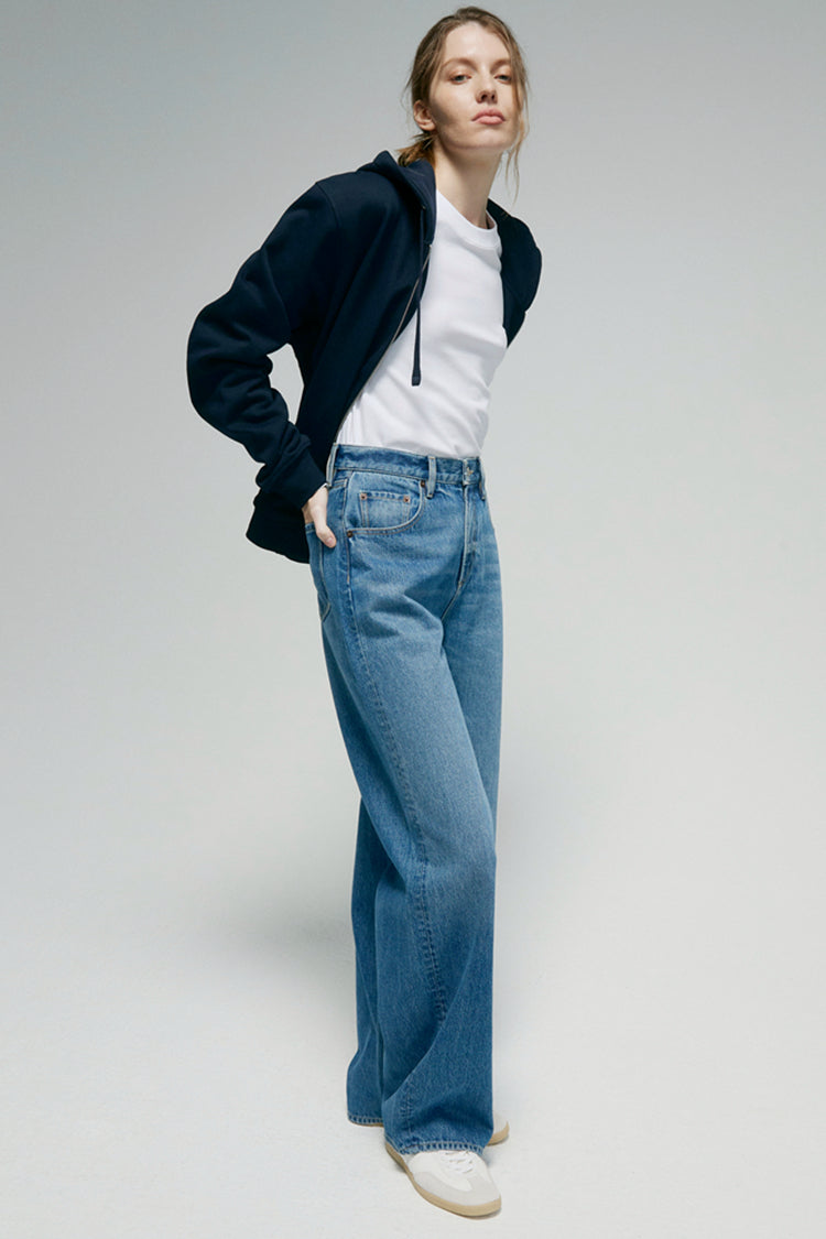 Hey Joanie Arc Jean HJ055, stylish denim jeans with a classic fit, displayed on a neutral background.